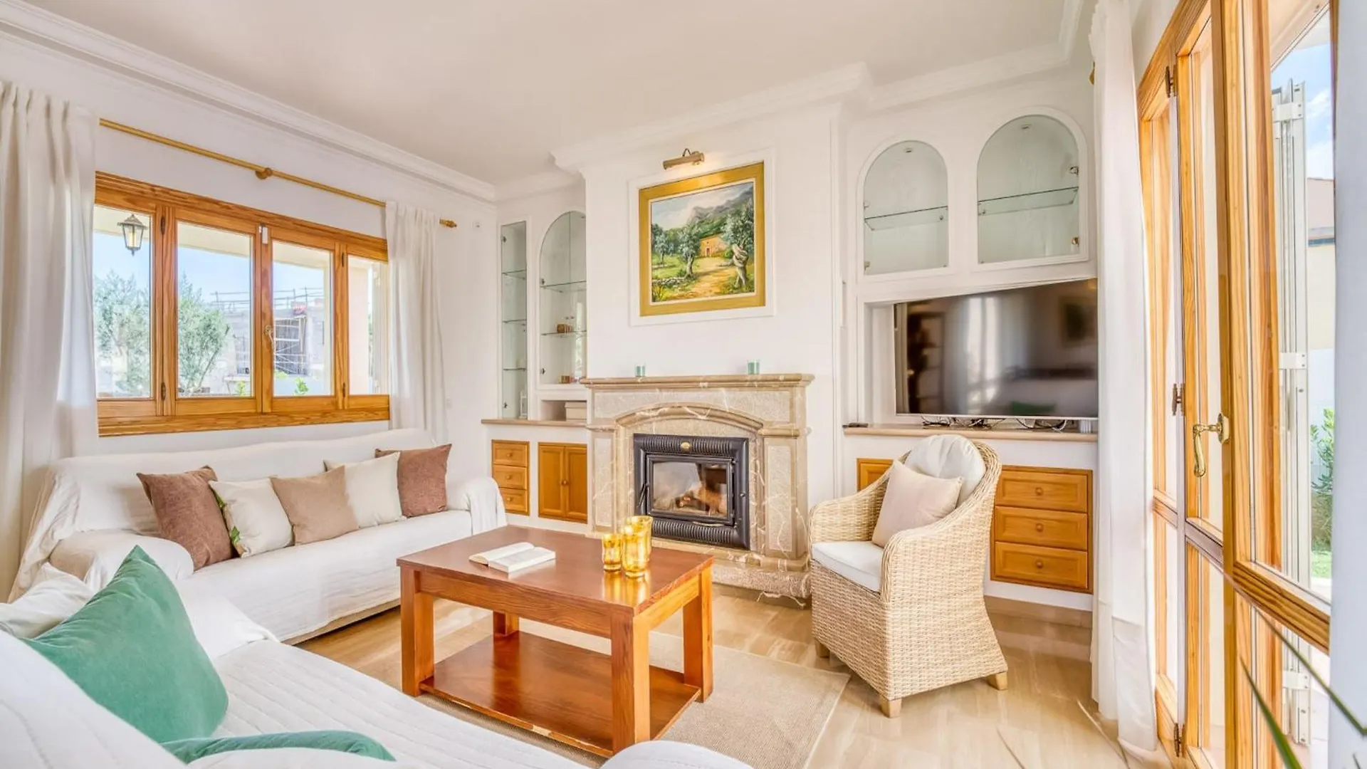 2-Bedroom Holiday Home In Crestatx