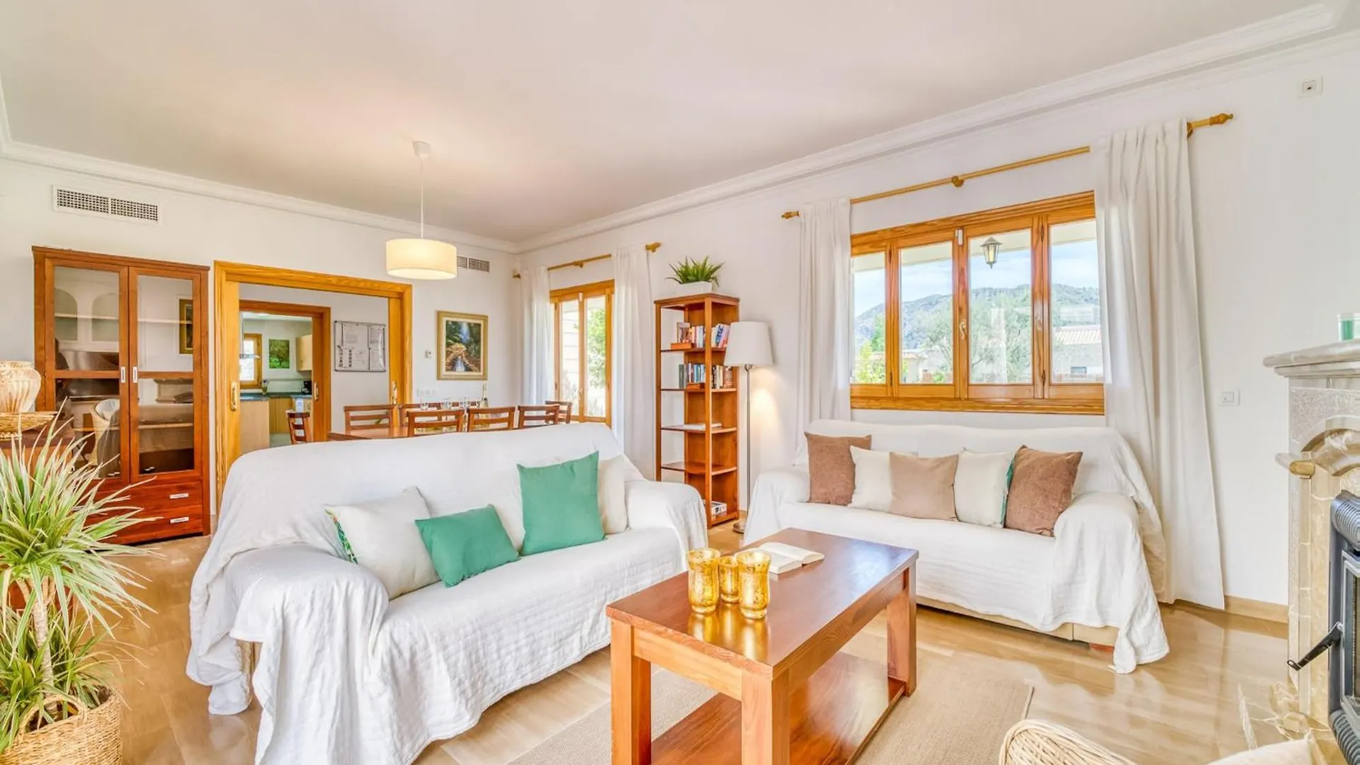 2-Bedroom Holiday Home In Crestatx contacts