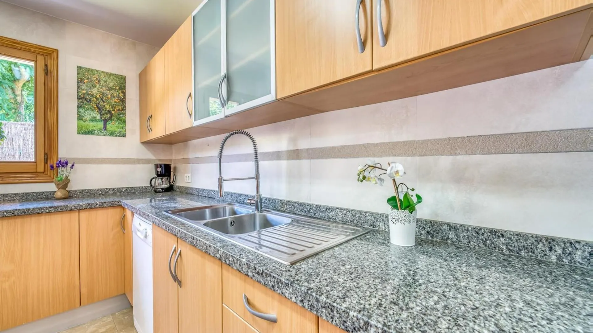 2-Bedroom Holiday Home In Crestatx